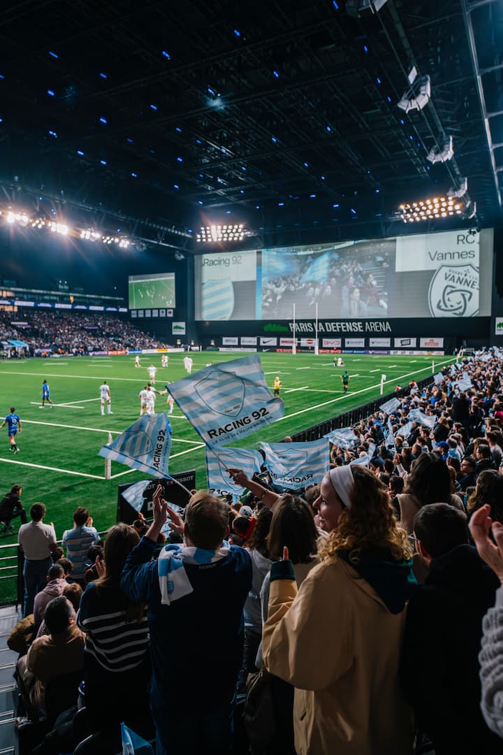 tribune crazy racing 92